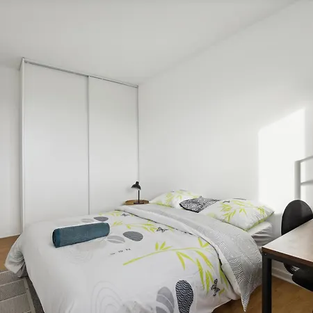 Chic And Spacious Apart With Parking * Bois-Colombes